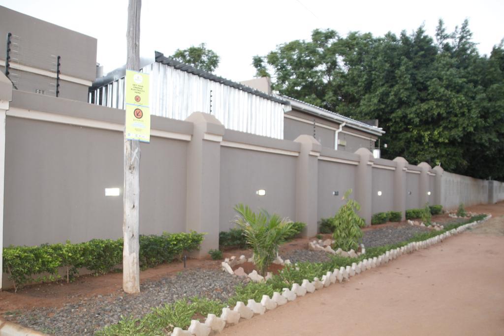 Asante Apartments Livingstone Bagian luar foto