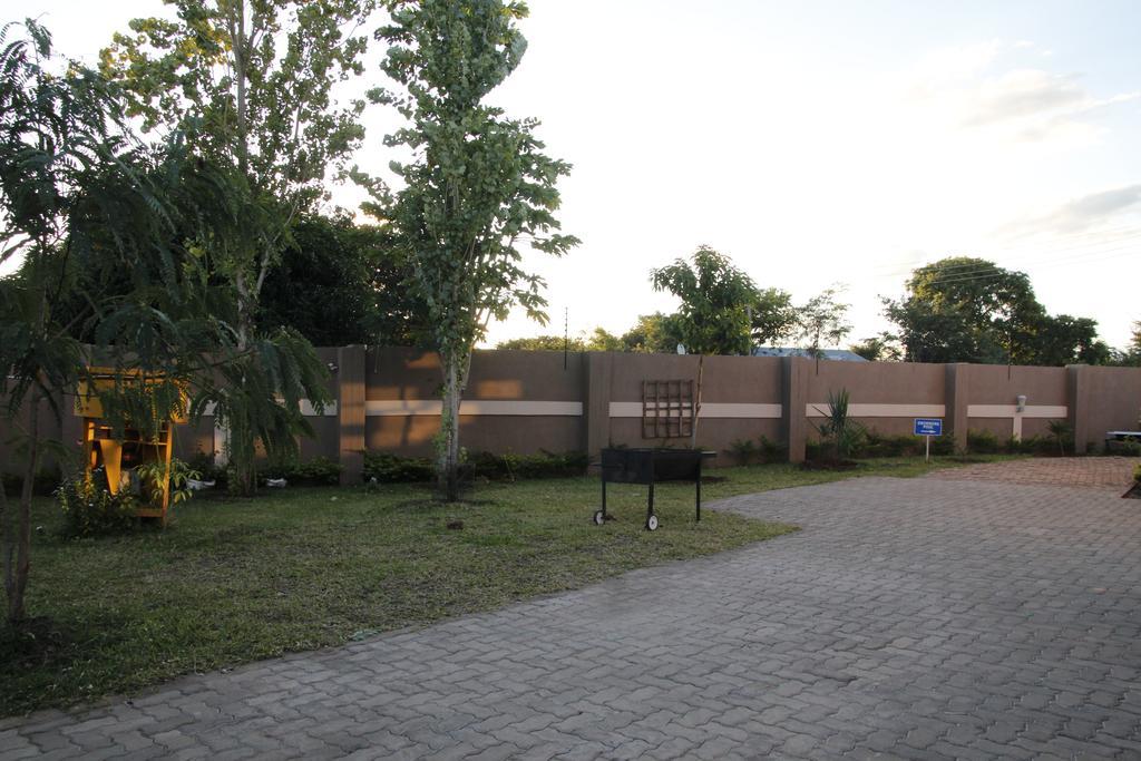 Asante Apartments Livingstone Bagian luar foto